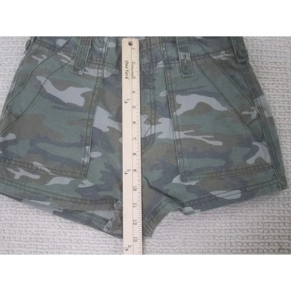 Free People Womens Shorts 2 Camo‎ Camouflage Casual Cotton - Picture 2 of 10